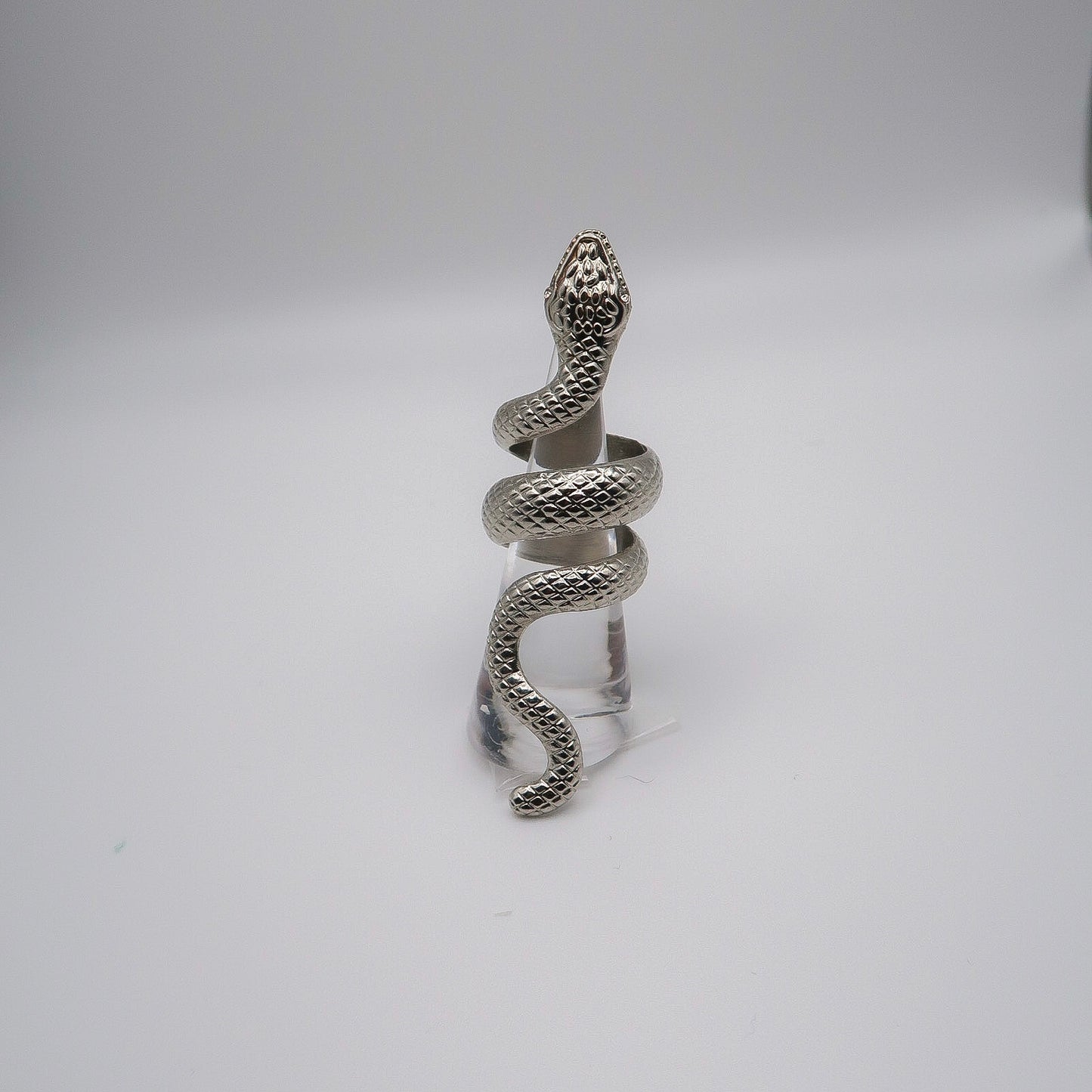 Serpentine Ring